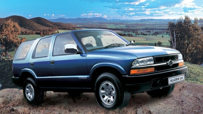Opel Blazer 1997-2003. (Carswp)