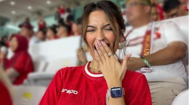 Timnas Dibantai Jepang, Justin Hubner Keciduk Kencan dengan Jennifer Coppen Sambil Gendong Kamari