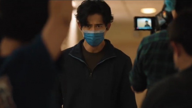 Series The World Between Us: After The Flames menandakan artis Taiwan Vic Zhou (YouTube)