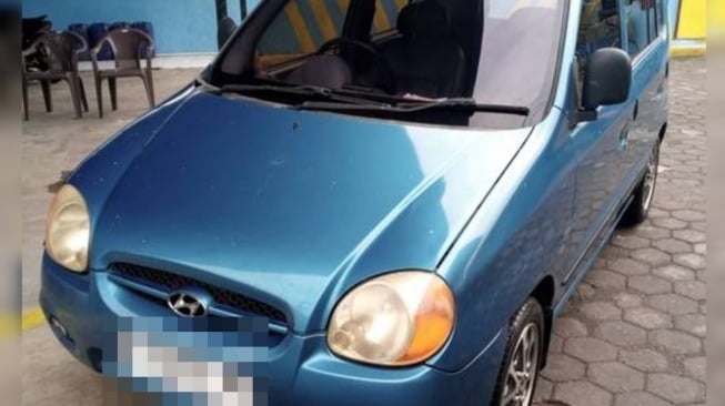Mobil bekas untuk pemula, Hyundai Atoz GLX 1.0l MT 2004 (oto.com)