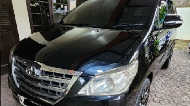 Kijang Innova Diesel [OLX]