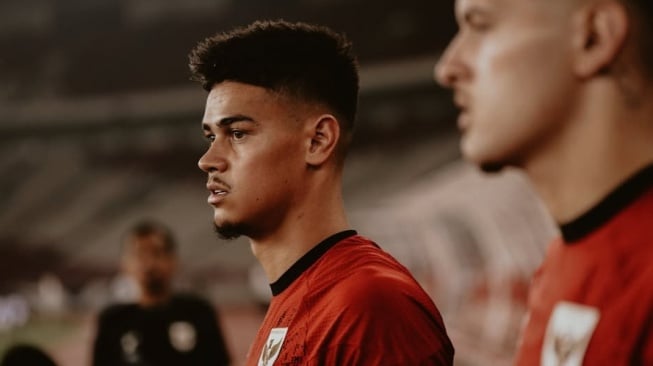 Selamat Tinggal Mees Hilgers, Penggantinya Teman Dean James