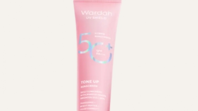 Wardah UV Shield Tone Up Sunscreen SPF 50 PA+++. [wardahbeuaty.com]