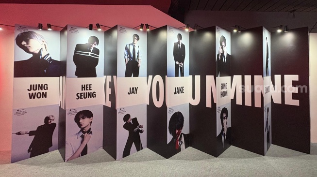 Spotify menghadirkan MAISON ENHYPEN dalam rangka merayakan peluncuran mini album keenam ENHYPEN bertajuk DESIRE: UNLEASH di MGP Space, SCBD Park, Jakarta Selatan. Pop-up ini resmi dibuka untuk publik mulai 12 hingga 16 Juni 2025. [Suara.com/Tiara Rosana]