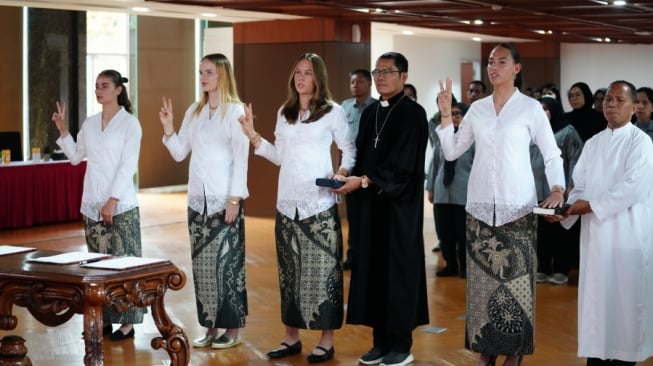 Mengenal Kiper Timnas Indonesia Keturunan Lumajang, Iris de Rouw Resmi Jadi WNI [Dok PSSI]