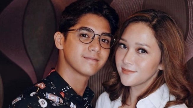 Suara Maia Estianty Bergetar Minta Maaf Belum Jadi Ibu Sempurna, Al Ghazali Sampai Geleng Kepala