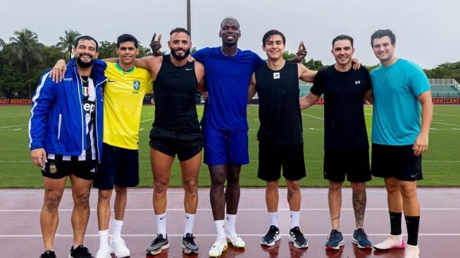Eks Gelandang Man United Segera Pakai Jersey Merah Putih