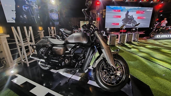 QJMotor Libero 250 AMT dijual seharga Rp 63,3 juta off the road di Indonesia. [Suara.com/Liberty Jemadu]