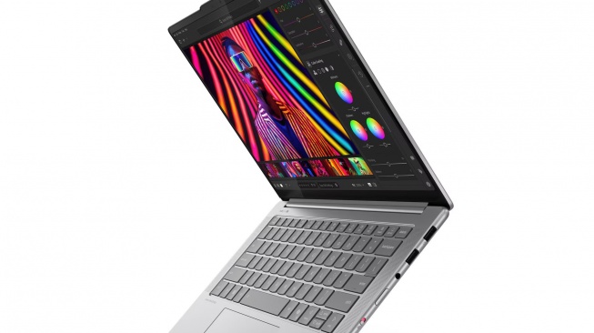 Lenovo Yoga Pro 7i Aura Edition. [Lenovo Indonesia]
