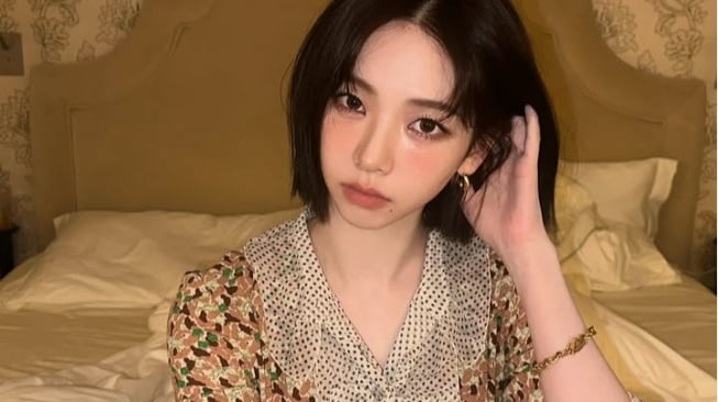 Mau Tampil Elegan? Ini 4 Inspirasi Gaya Rambut ala Karina AESPA!