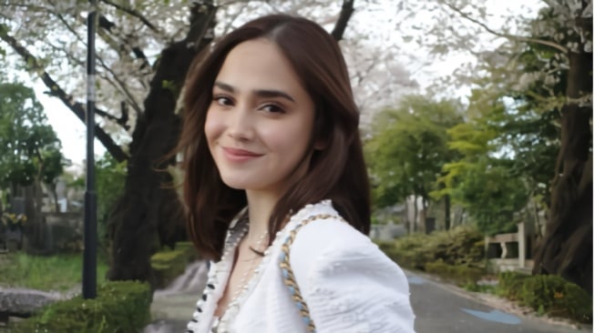 Tampil GIrly Seharian dengan 5 Inspirasi Outfit Stylish ala Syifa Hadju