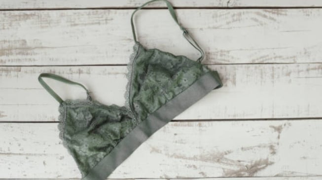 7 Alasan Bralette & Bra Tanpa Kawat Jadi Favorit Perempuan 2025: Nyaman & Stylish