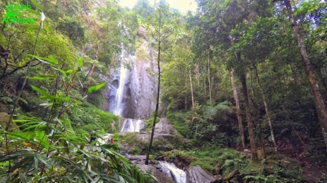 Air Terjun Dolo, Punya Pesona Cantik dengan Ketinggian Mencapai 90 Meter