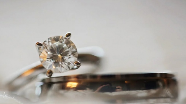 Cincin Stacking