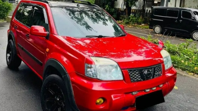 Nissan X-Trail 2005. (OLX)