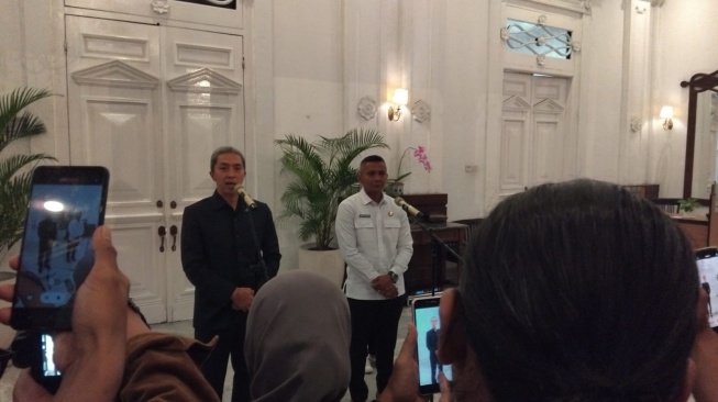 Di Balik Hujan, Dedie Rachim Ungkap Alasan Denny Mulyadi Jadi Sekda Bogor