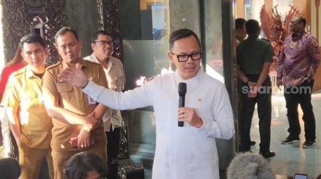 Muzakir Manaf dan Bobby Nasution di Jakarta, Bakal Bertemu Mensesneg dan Mendagri di Wisma Negara