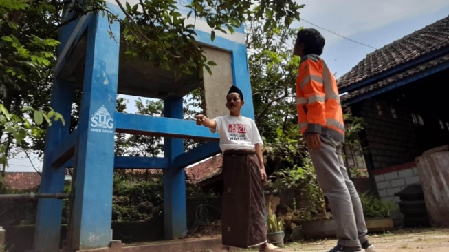 Semen Gresik Pabrik Rembang Permudah Akses Air Bersih kepada 427 KK di Desa Kajar dan Timbrangan