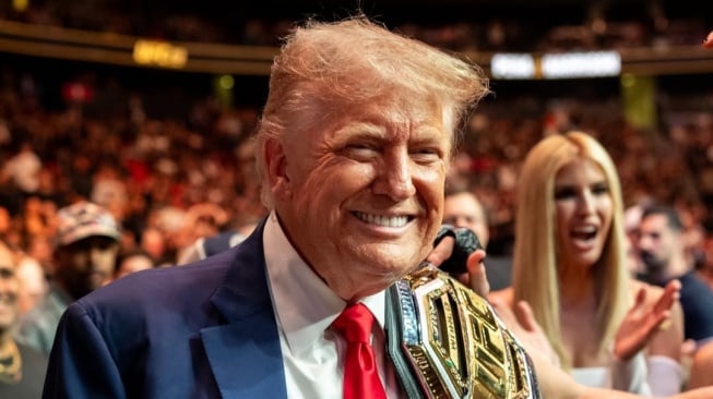 Donald Trump kasih peringatan ke warga yang tinggal di Teheran (Instagram)