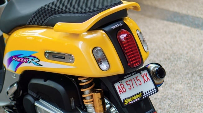 Modifikasi Yamaha Fazzio Hybrid yang Terinspirasi dengan Motor Bebek 90-an Yamaha F1ZR. (Foto: Yamaha)