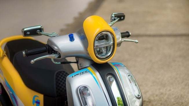 Modifikasi Yamaha Fazzio Hybrid yang Terinspirasi dengan Motor Bebek 90-an Yamaha F1ZR. (Foto: Yamaha)