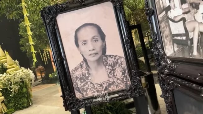 Nenek Ahmad Dhani (Youtube/Ahmad Dhani Official)