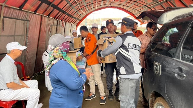PERURI Gerak Cepat Salurkan Bantuan Logistik untuk Korban Bencana Pergeseran Tanah di Purwakarta