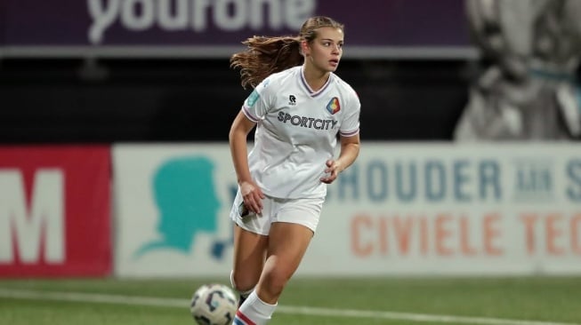 Isabelle Nottet menjadi salah satu dari tiga pemain keturunan yang tengah diproses naturalisasi oleh PSSI demi segera membela Timnas Putri Indonesia. [Dok. IG/@isabellenottet]
