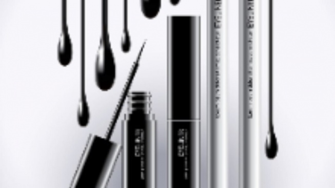 Makeup yang gak boleh dipakai setiap hari, Eyeliner cair waterproof (freepik)