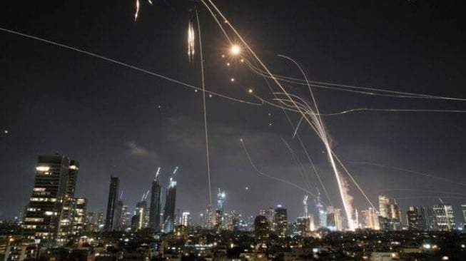 Serangan AS ke Iran Bisa Picu Perang Dunia Ketiga, Bagaimana Sikap Indonesia?