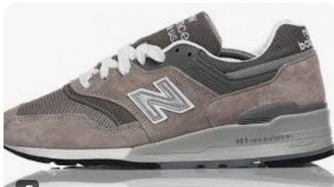 New Balance 997