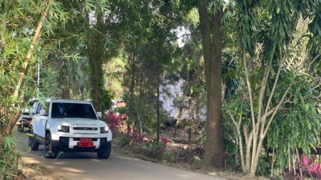 Prabowo Panggil 12 Menteri ke Hambalang, Zulhas Sebut Bahas Koperasi