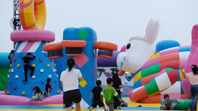 The Big Bounce Indonesia, Wahana Inflatable Terbesar di Dunia (Dok. Istimewa)