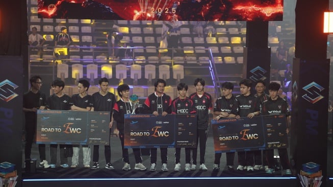 eArena keluar sebagai juara PMSL SEA Summer 2025, turnamen PUBG Mobile tingkat Asia Tenggara. [Dok. Level Infinite Indonesia]