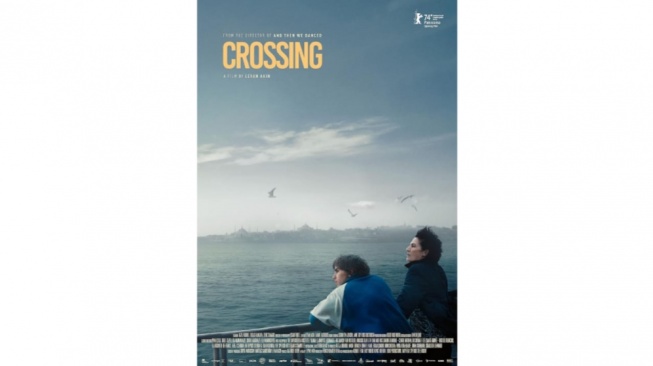 Review Film Crossing: Istanbul dan Luka yang Mengendap