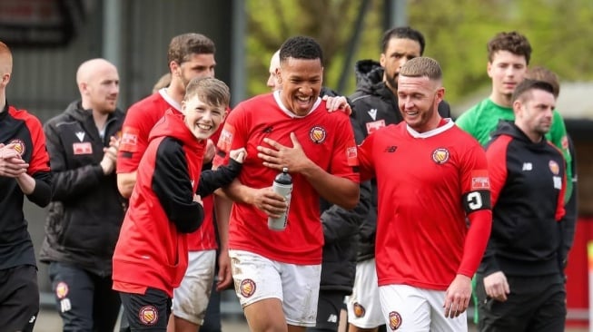 Kondisi Pemain Batak Kelahiran Manchester Kini Main Kasta Ketujuh Liga Inggris [Instagram @josephfergusonsima]