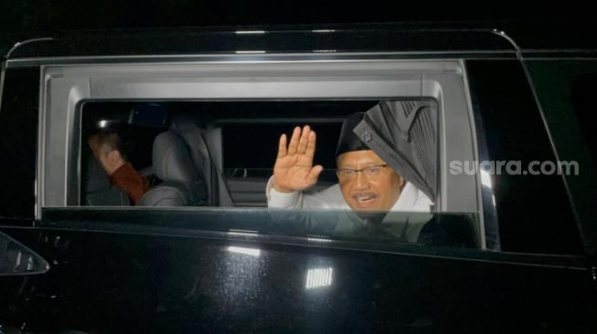 Menghadap Prabowo di Hambalang, Mensos Gus Ipul Lapor soal Bansos: Sudah 80 Persen