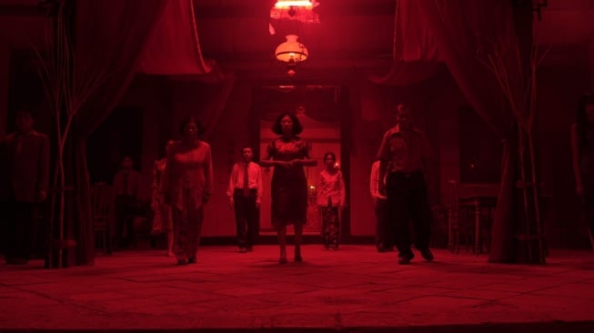 Salah satu adegan di film Pernikahan Arwah. [Entelekey Media Indonesia]