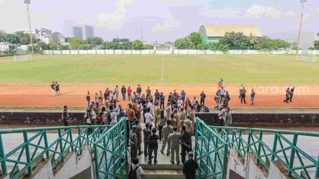 Pramono Bakal Bangun Lapangan Padel di GOR Cendrawasih