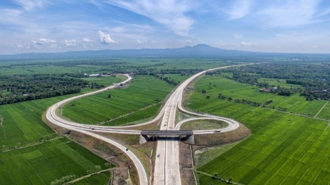 Gubernur Kaltim Dorong Jalur KukarKubar Jadi Akses Barat Menuju IKN