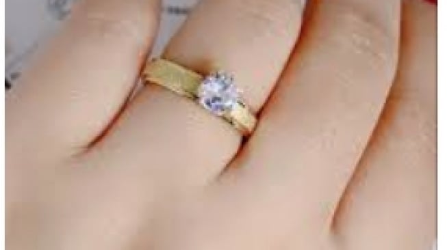Cincin Berlian Kecil