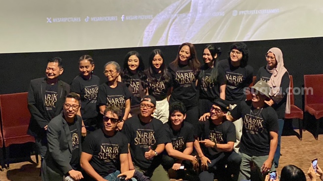 Aliando Syarief dan Febby Rastanty dalam konferensi pers film Narik Sukmo yang digelar di kawasan Kuningan, Jakarta Selatan pada Selasa, 24 Juni 2025. [Suara.com/Tiara Rosana