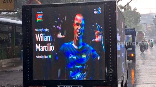 Cara Tak Biasa Persib Perkenalkan Rekrutan Anyar William Marcilio: Diarak Keliling Bandung