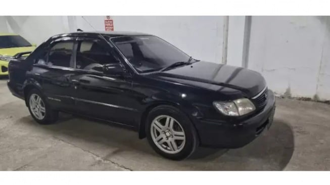 Toyota Soluna (olx.co.id)