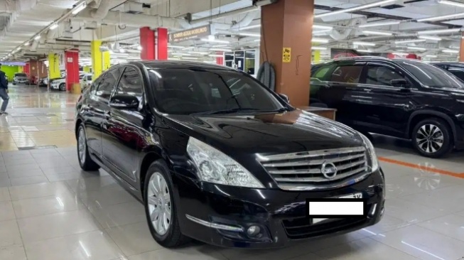 Nissan Teana 2011. (OLX)