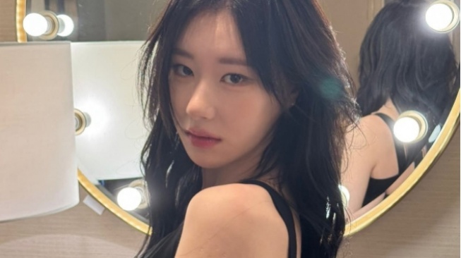 4 Ide Gaya Harian Stylish ala Chaeryeong ITZY, Cocok untuk Kamu Coba!