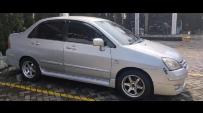 Suzuki baleno next-G (olx.co.id)