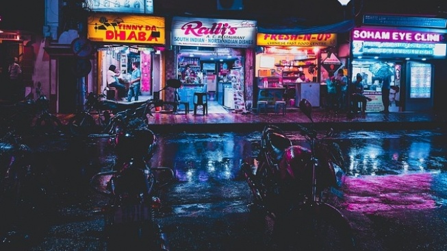 5 Inspirasi Desain Ruko 1 Lantai 2 Pintu, Cocok Buat Perkantoran hingga Coffee Shop