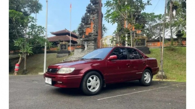 Toyota Soluna (olx.co.id)
