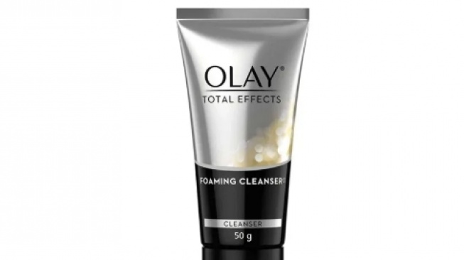 Olay Total Effects 7 in One Foaming Cleanser. [olayskincare.com]